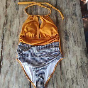 Cupshe swimsuit halter large ruched cheeky striped